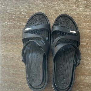 CROCS Black Strappy Sandals